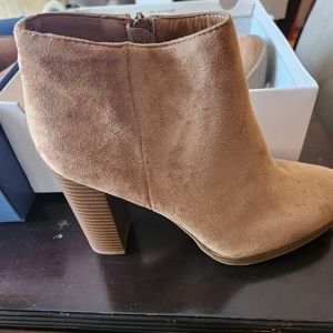 LC Lauren Conrad Women's Block Heel Ankle Boots - Cognac